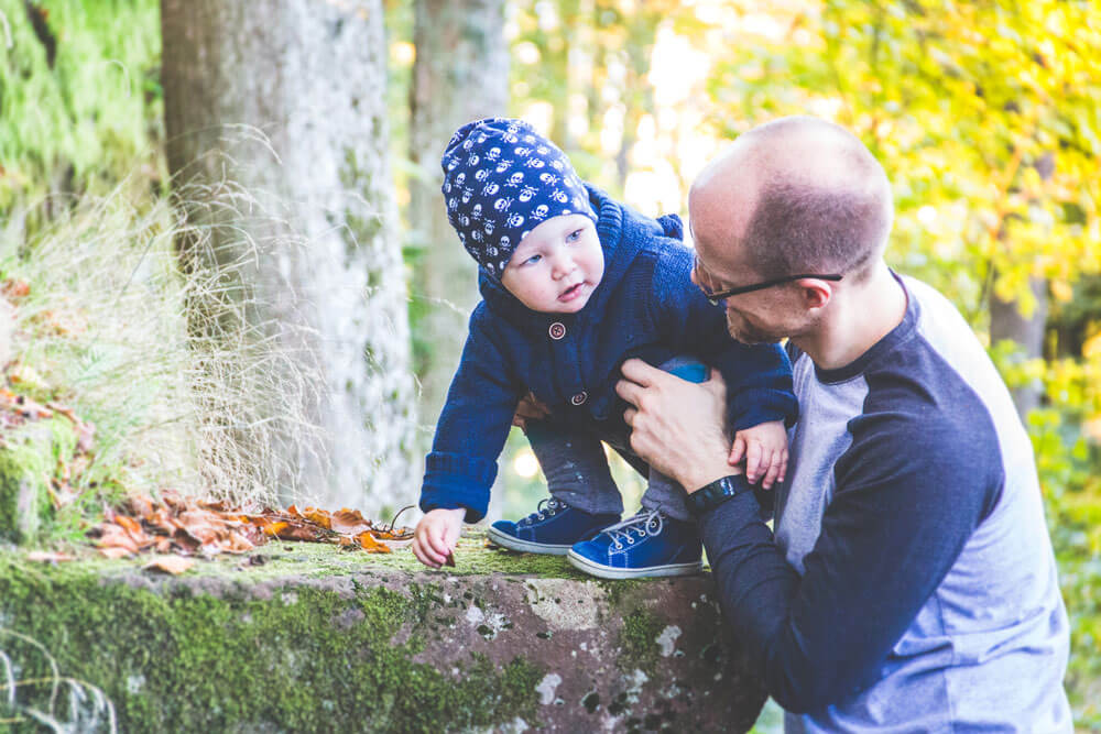 Familienfotoshooting in einer Burgruine