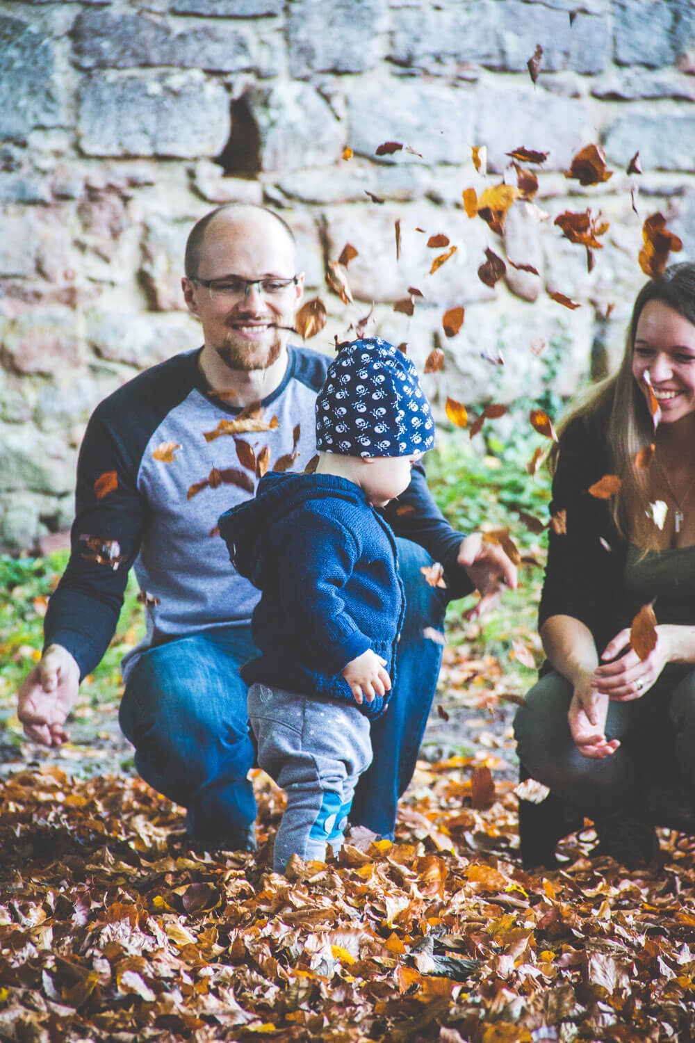 Familienfotoshooting in einer Burgruine