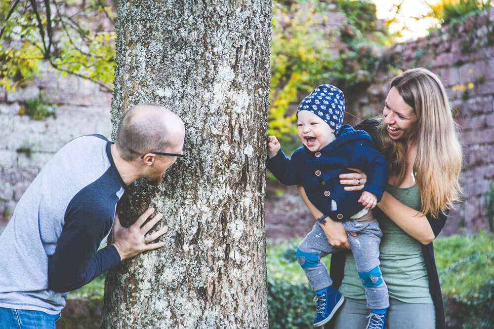 Familienfotoshooting in einer Burgruine