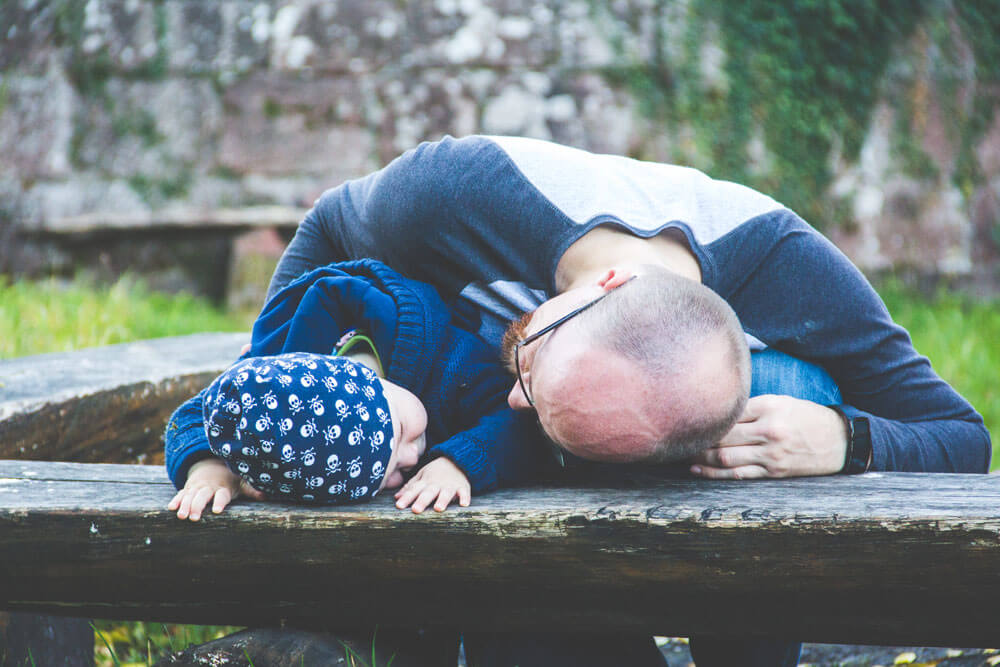 Familienfotoshooting in einer Burgruine