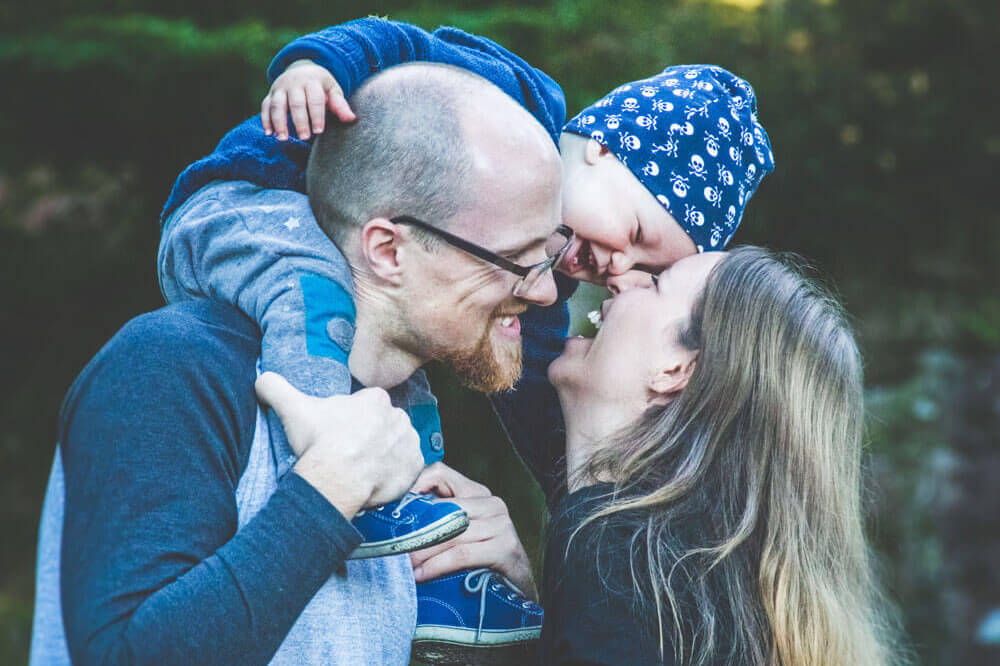 Familienfotoshooting in einer Burgruine