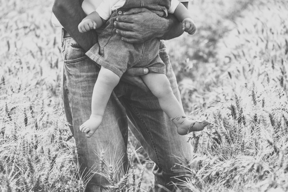 Familienfotoshooting auf dem Land Familienfotoshooting auf dem Land