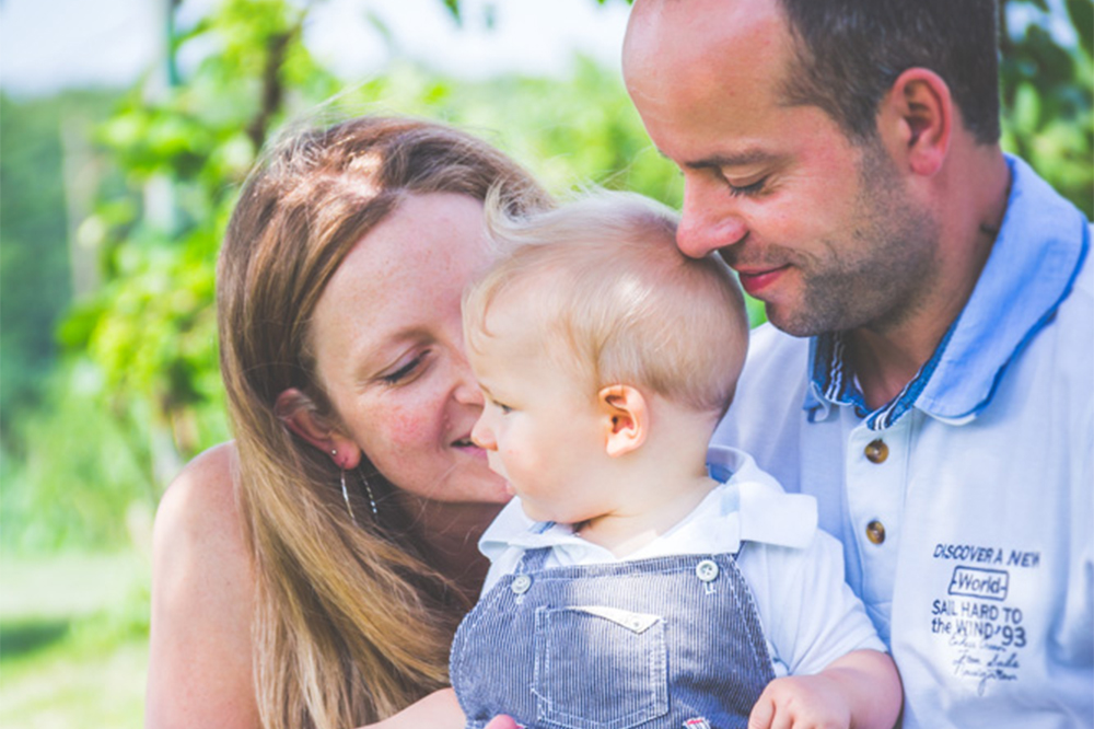 Familienfotoshooting auf dem Land Familienfotoshooting auf dem Land