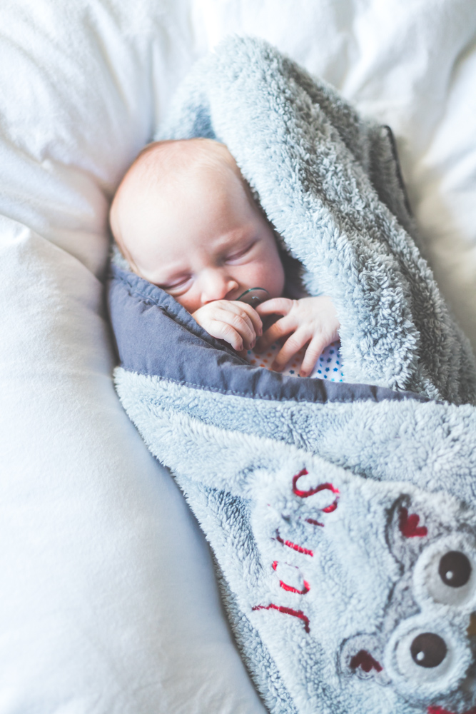 Ein Newbornshooting im kuscheligen zuhause... Ein Newbornshooting im kuscheligen zuhause...