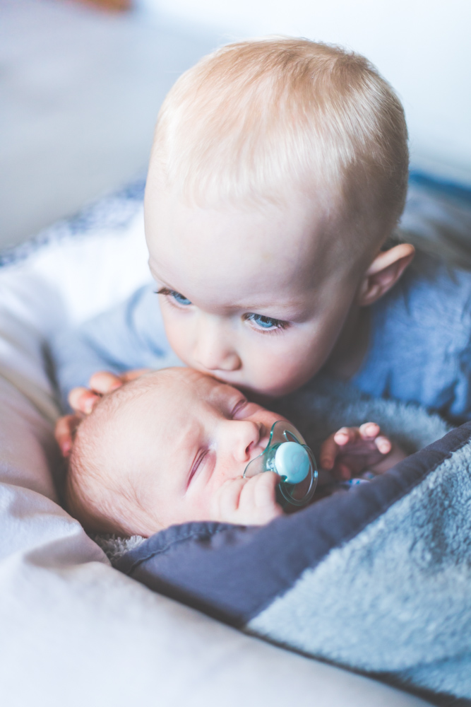 Ein Newbornshooting im kuscheligen zuhause... Ein Newbornshooting im kuscheligen zuhause...
