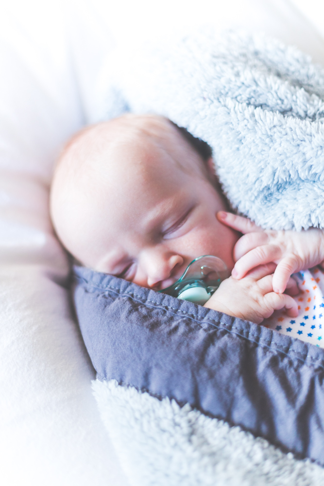 Ein Newbornshooting im kuscheligen zuhause... Ein Newbornshooting im kuscheligen zuhause...